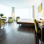 Mercure West