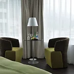 Mercure West 4*