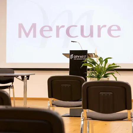 Hotel Mercure West 4*