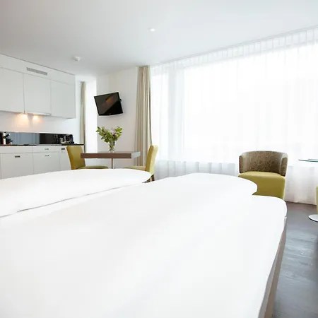 Mercure West