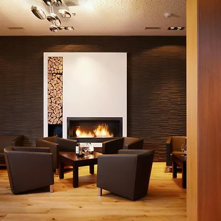 Mercure West