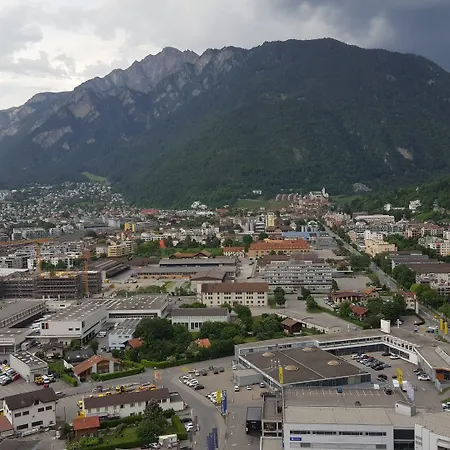 Mercure West 호텔 4*