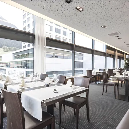 Mercure West Hotel
