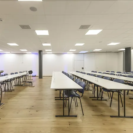 Mercure West 호텔 4*