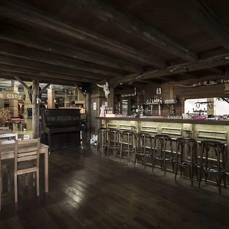 Hotel Mercure West 4*