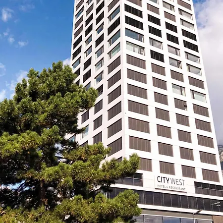 Hotel Mercure West