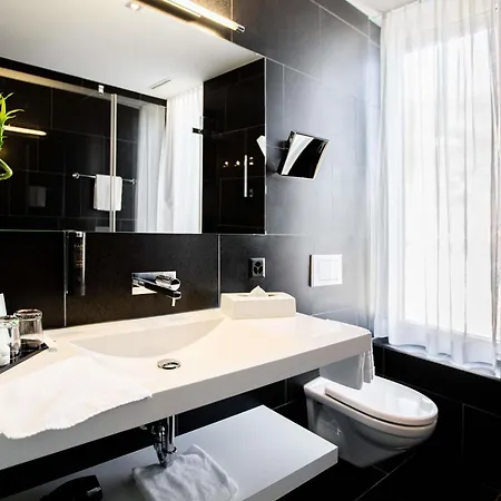 Szálloda Mercure West