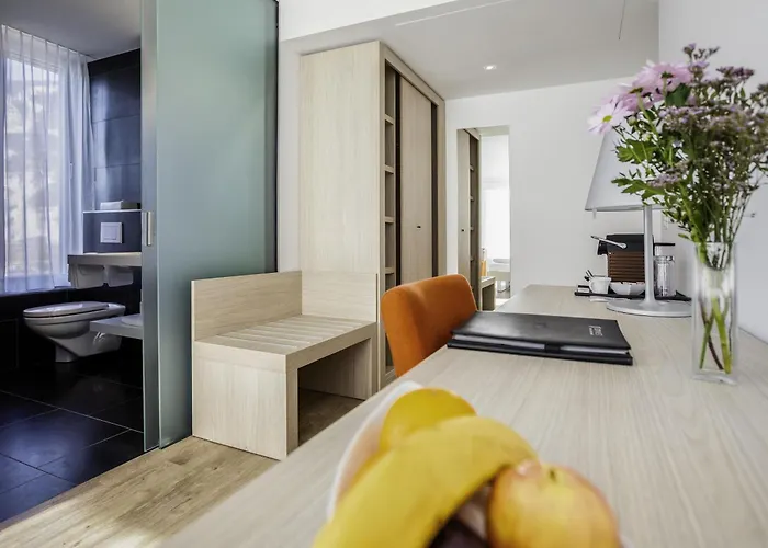 Mercure West 4* تشر