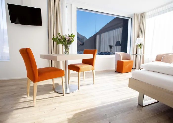 Mercure West