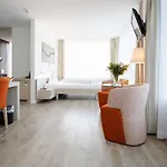Mercure West Otel