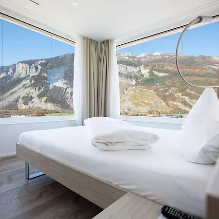 Mercure West