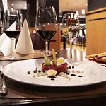 Mercure West Hotel 4*