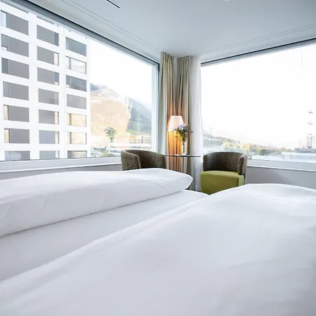Hotel Mercure West