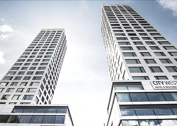 Szálloda Mercure West