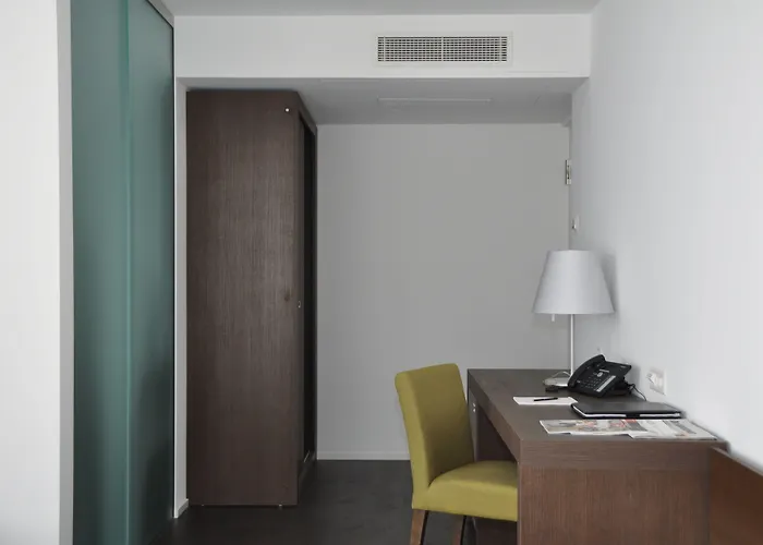 Mercure West Szálloda 4*