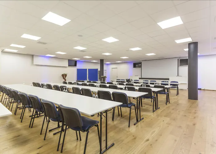 Mercure West Szálloda